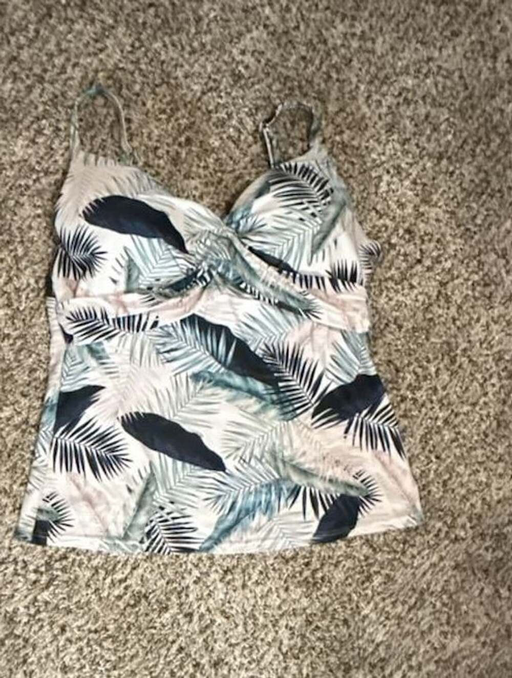 Island Escape Swim Tankini Top Size 10 Palm Leaf Tropical